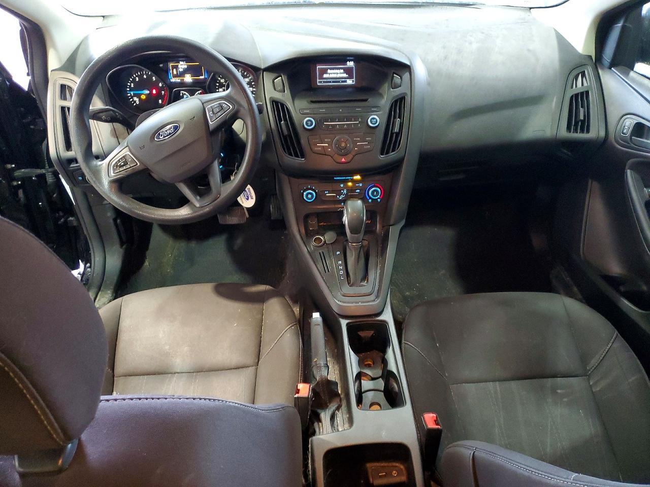 2016 Ford Focus s