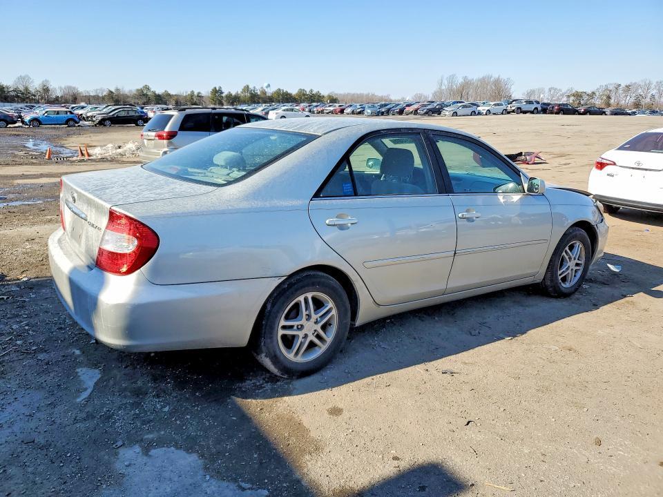 2002 Toyota Camry le