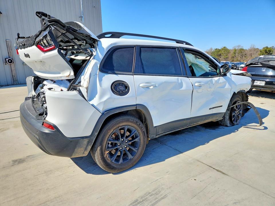 2023 Jeep Cherokee Altitude lux