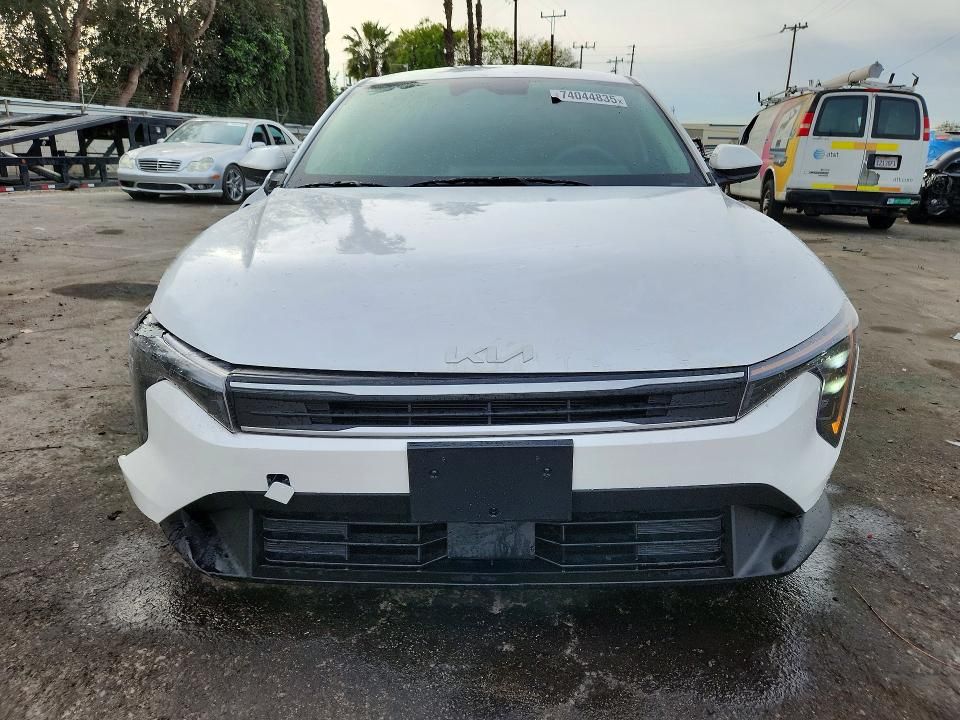 2025 KIA K4 lx