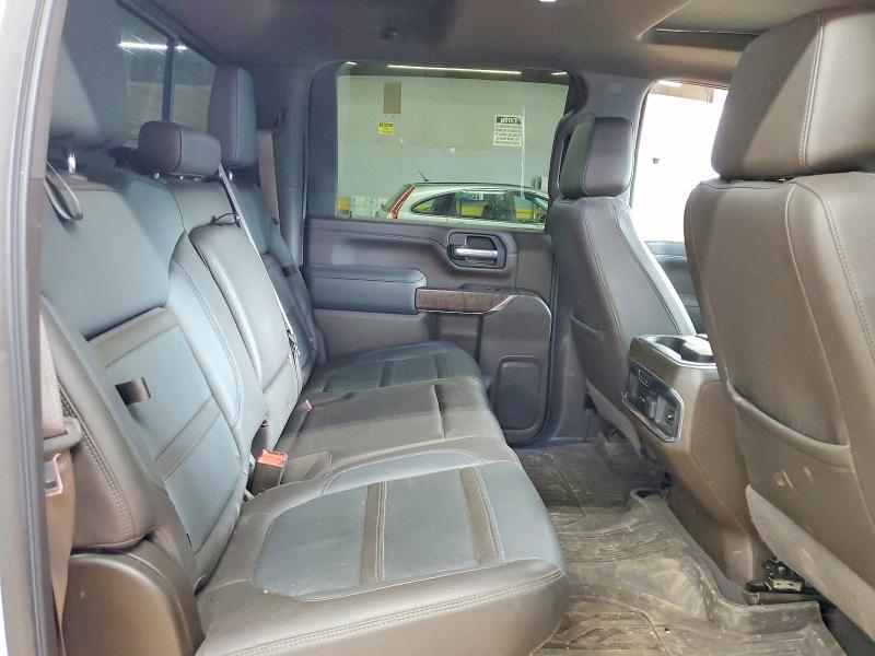 2021 GMC Sierra K3500 Denali