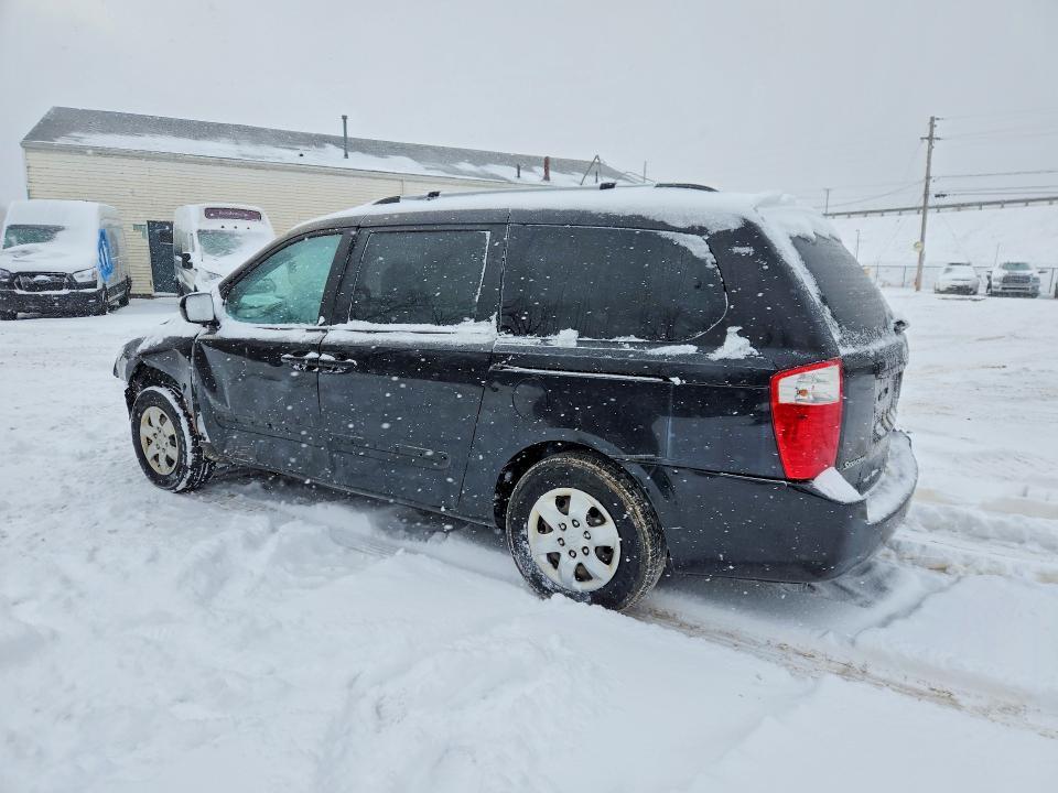 2008 KIA Sedona lx