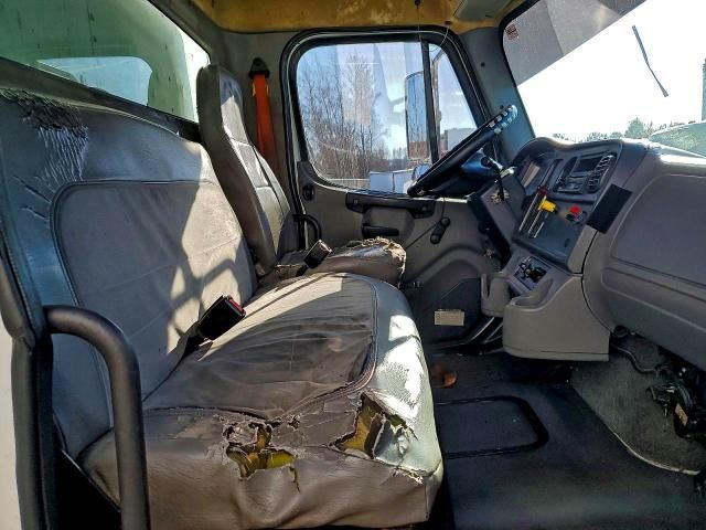 2007 Freightliner M2 106 Medium Duty