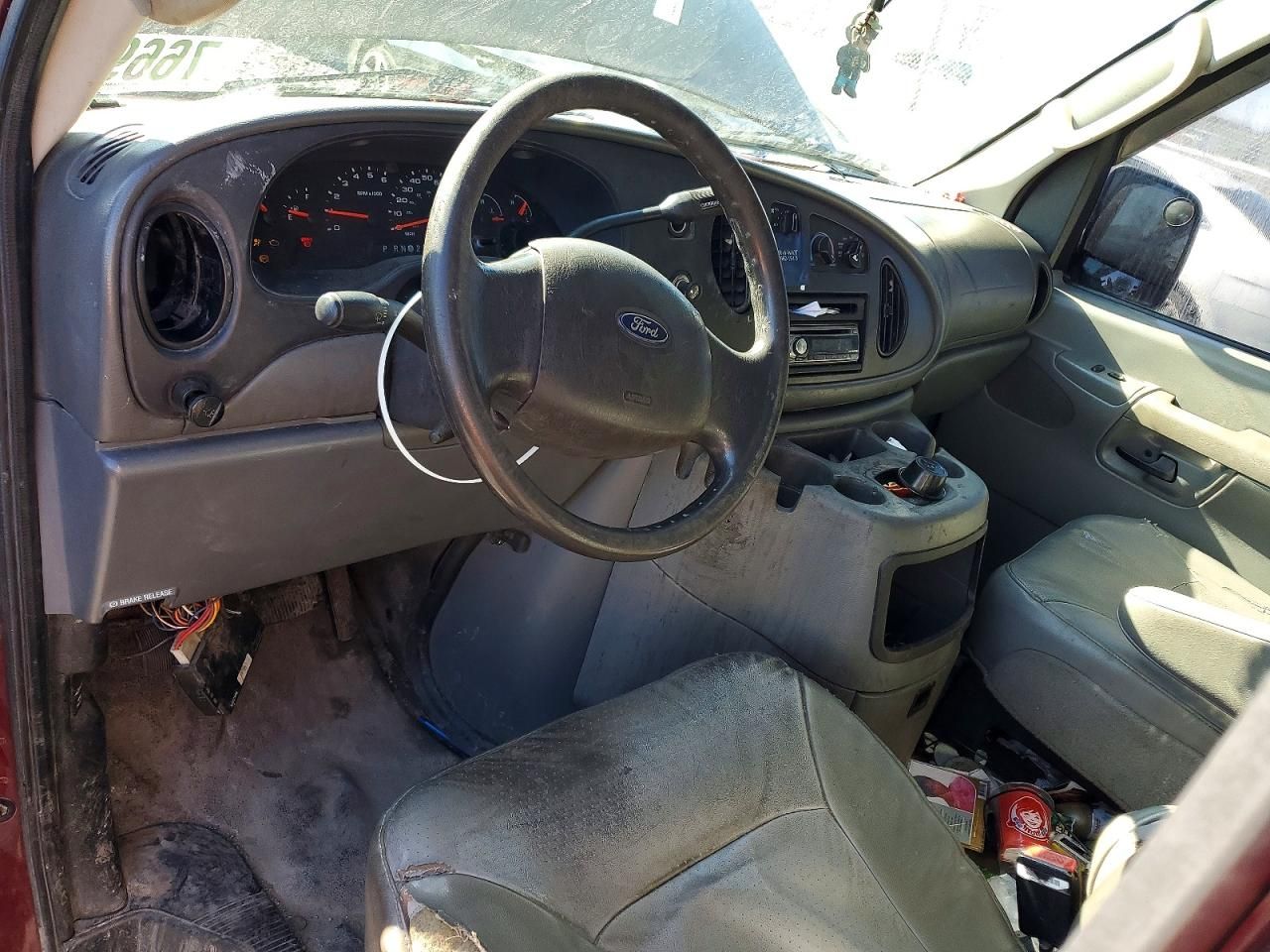 2004 Ford E250 Delivery van