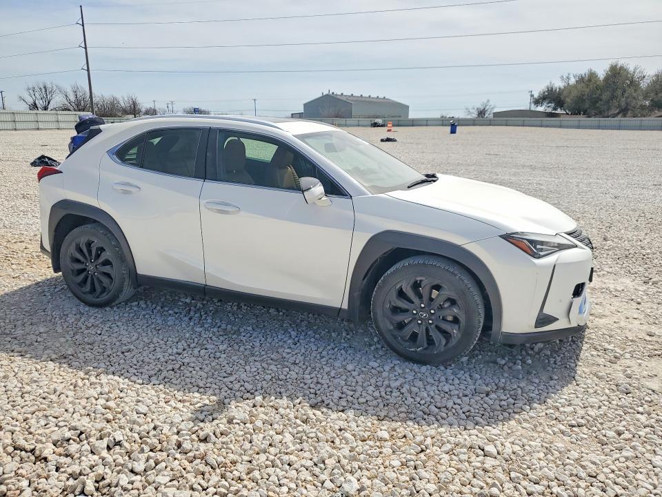 2021 Lexus Ux 200