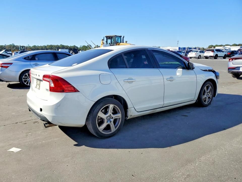 2013 Volvo S60 T5