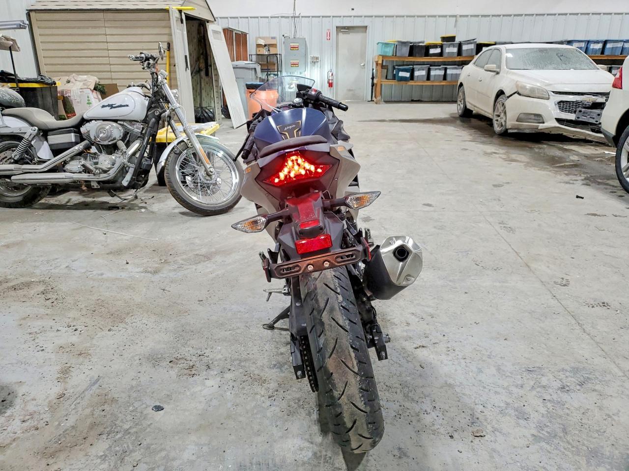2023 Kawasaki EX400