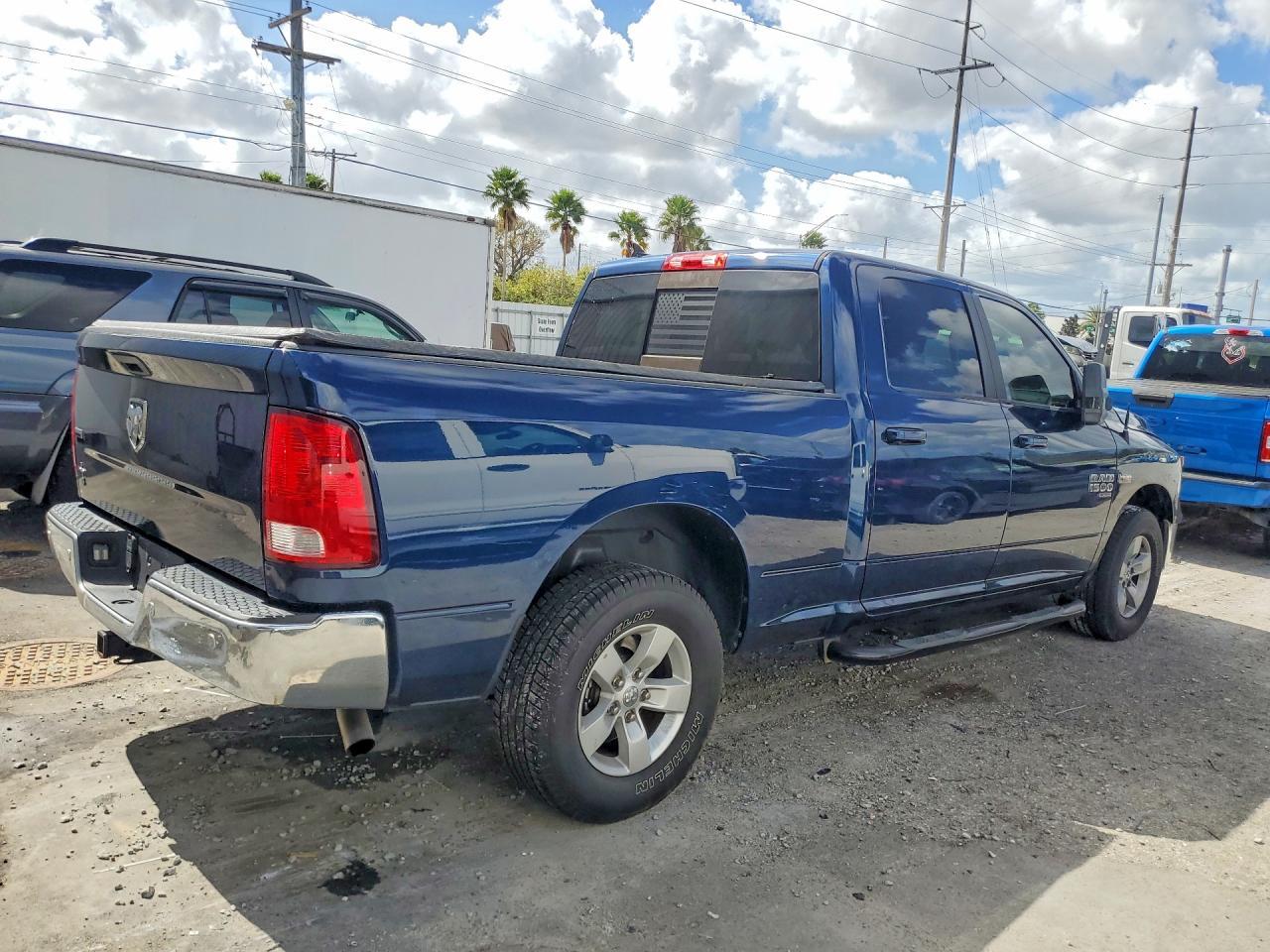 2020 Dodge RAM 1500 Classic SLT