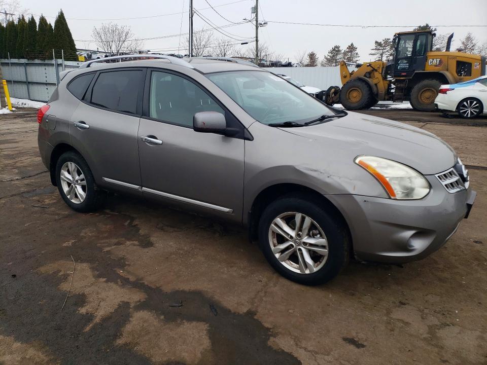 2012 Nissan Rogue s