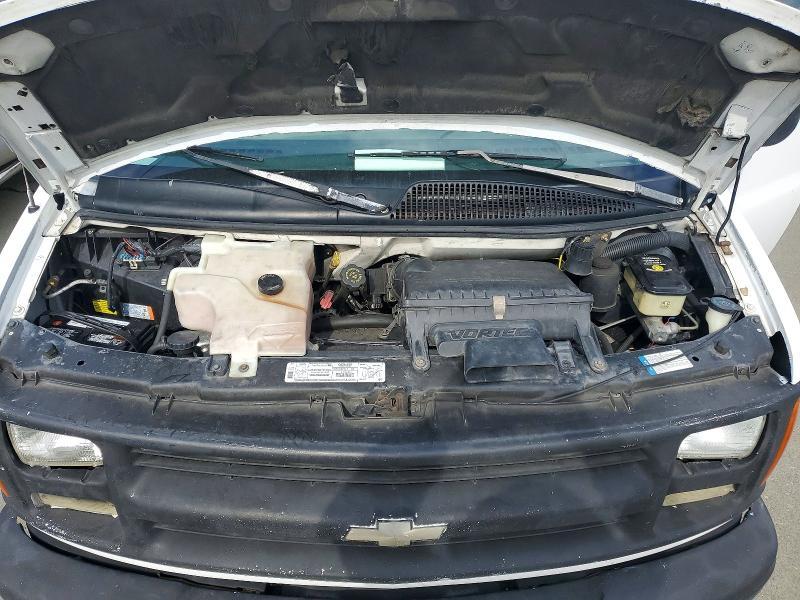 1999 Chevrolet Express G2