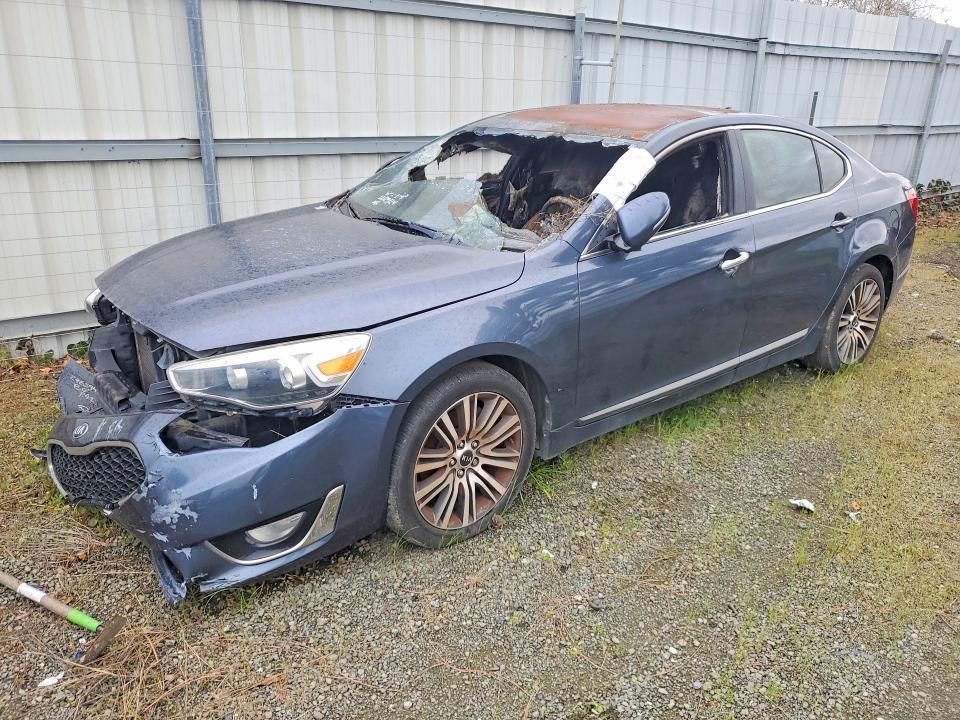 2014 KIA Cadenza Premium