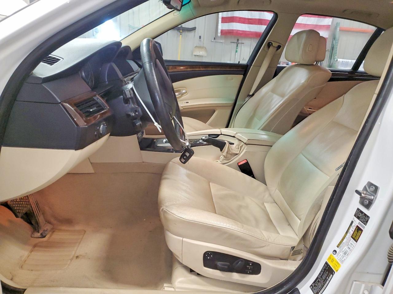 2010 BMW 528 xi