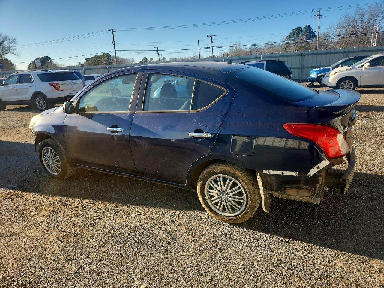 2014 Nissan Versa s