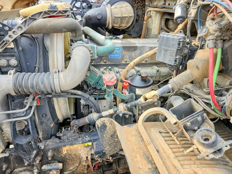 2013 Volvo VHD Dump Truck