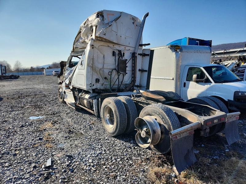 2021 Freightliner Cascadia 126