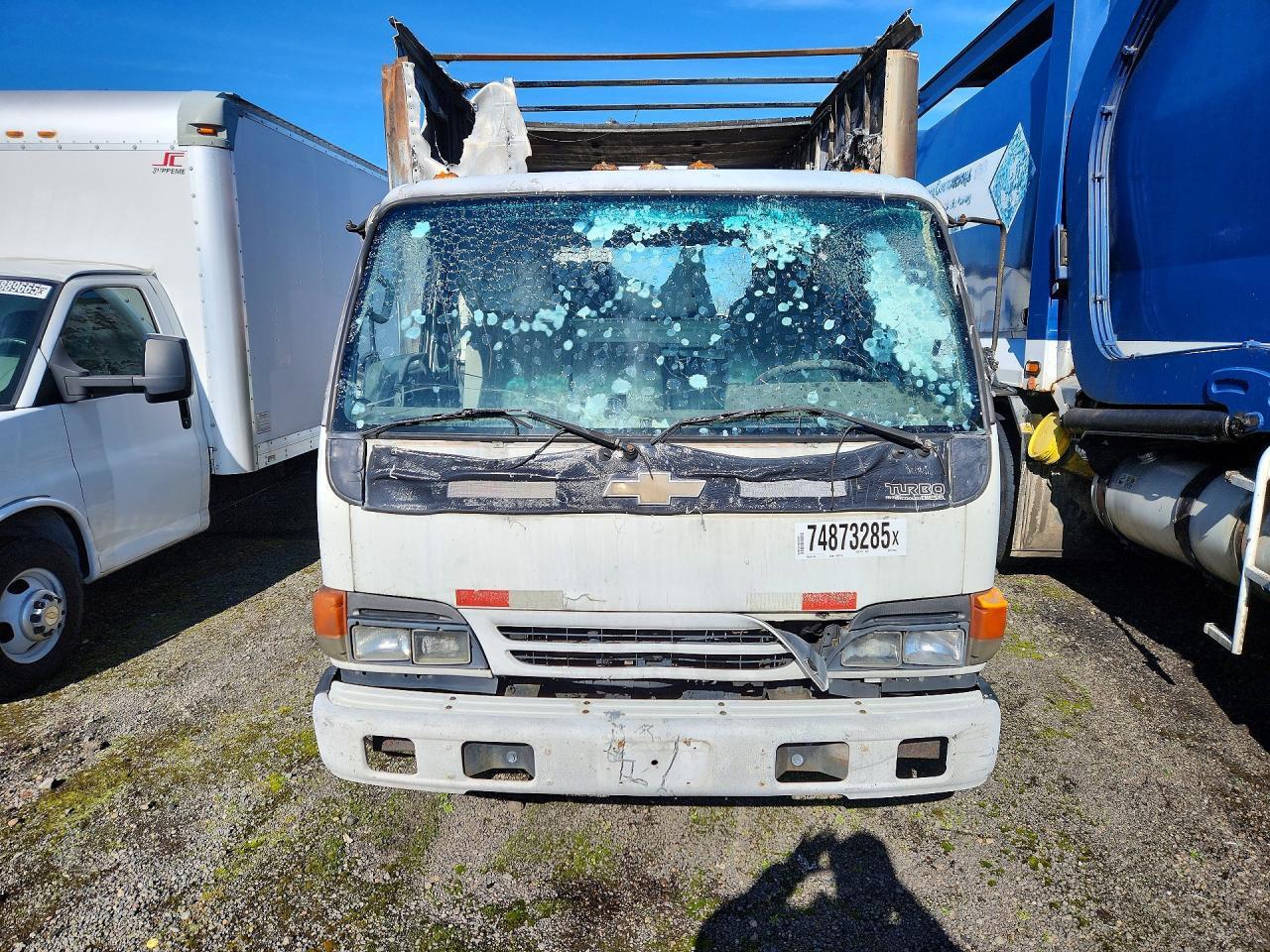 2003 Chevrolet W4500 BOX Truck