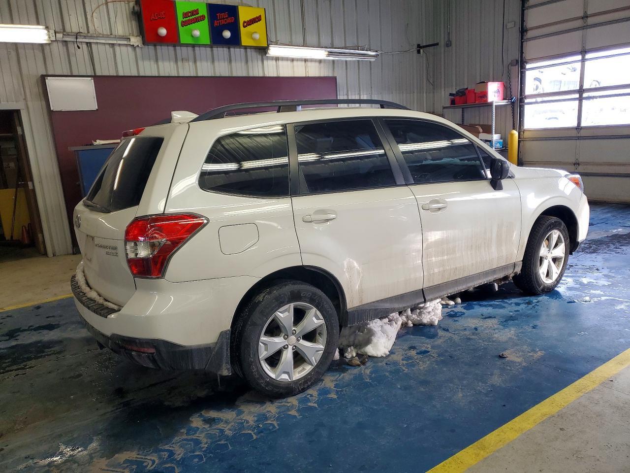 2016 Subaru Forester 2.5i