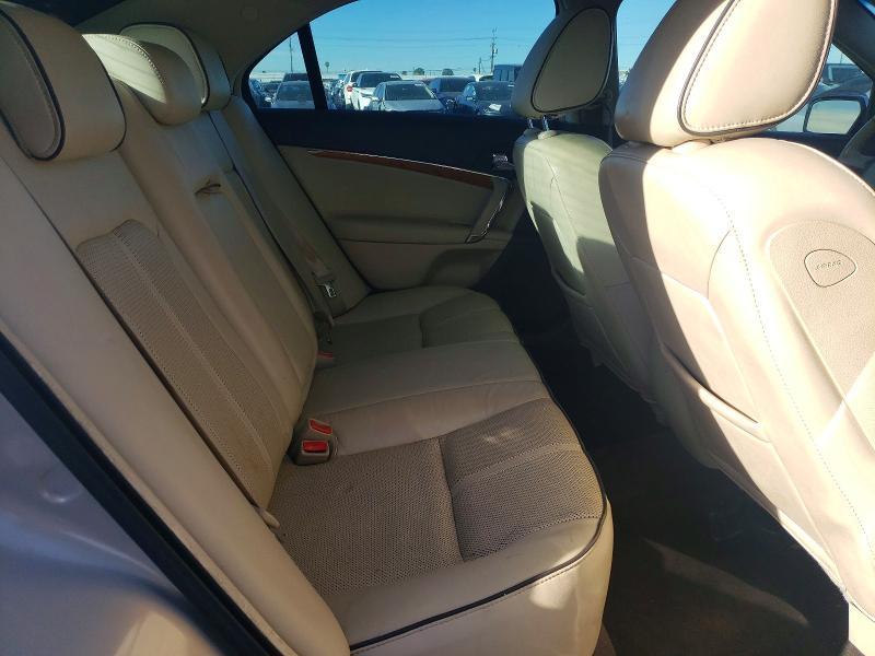 2010 Lincoln Townhouse MKZ