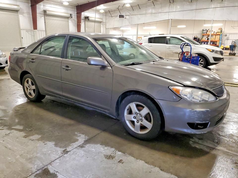 2006 Toyota Camry le