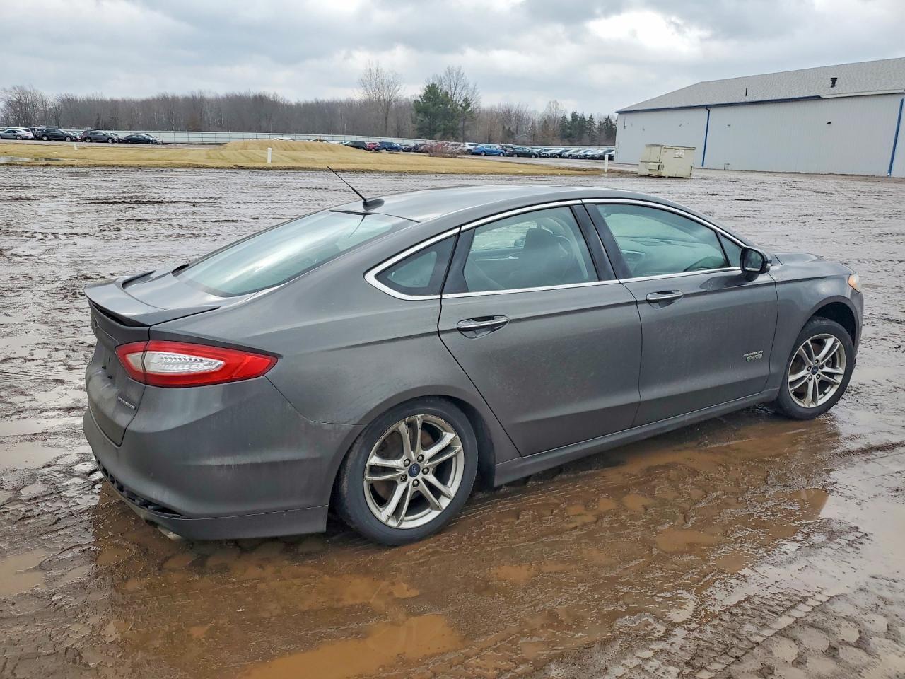 2016 Ford Fusion Titanium Phev