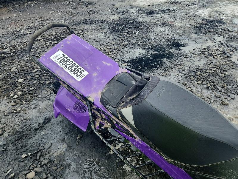2019 Oeth M 8000