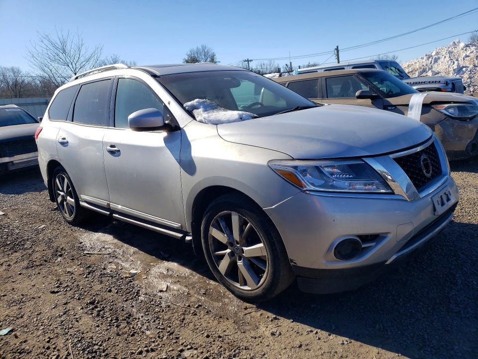2014 Nissan Pathfinder s