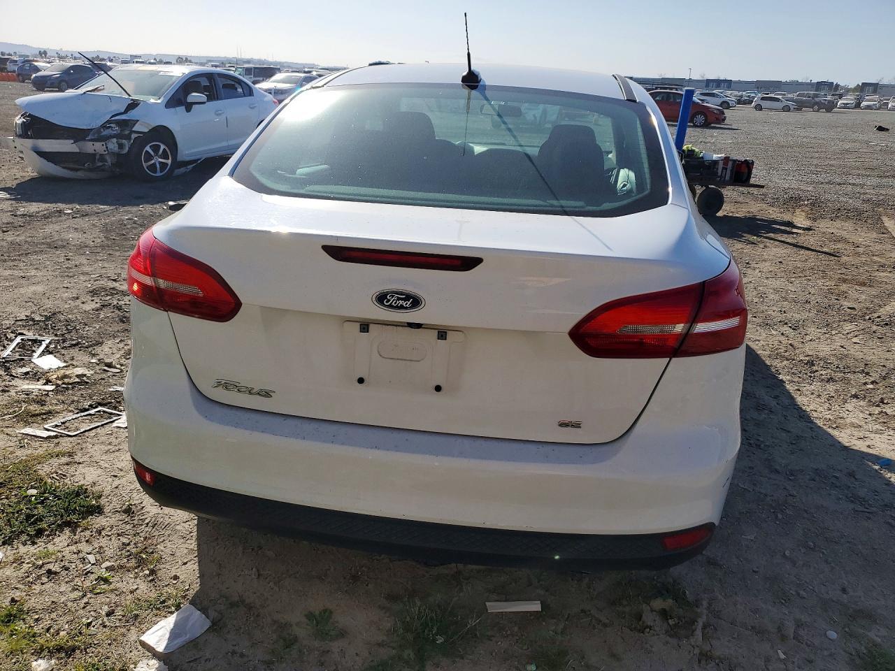 2017 Ford Focus se