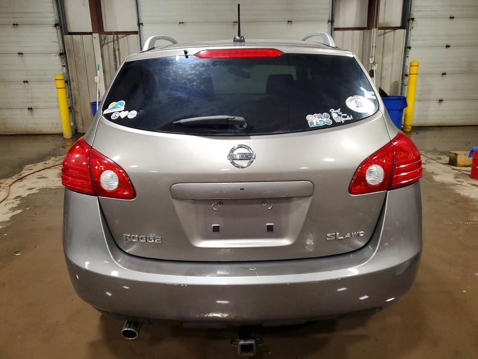 2010 Nissan Rogue s