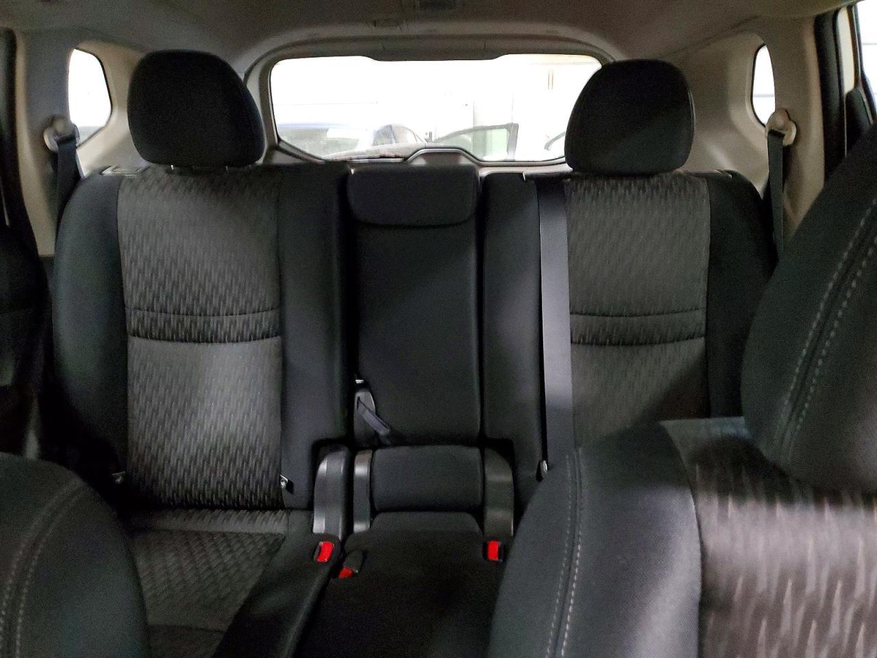 2017 Nissan Rogue s