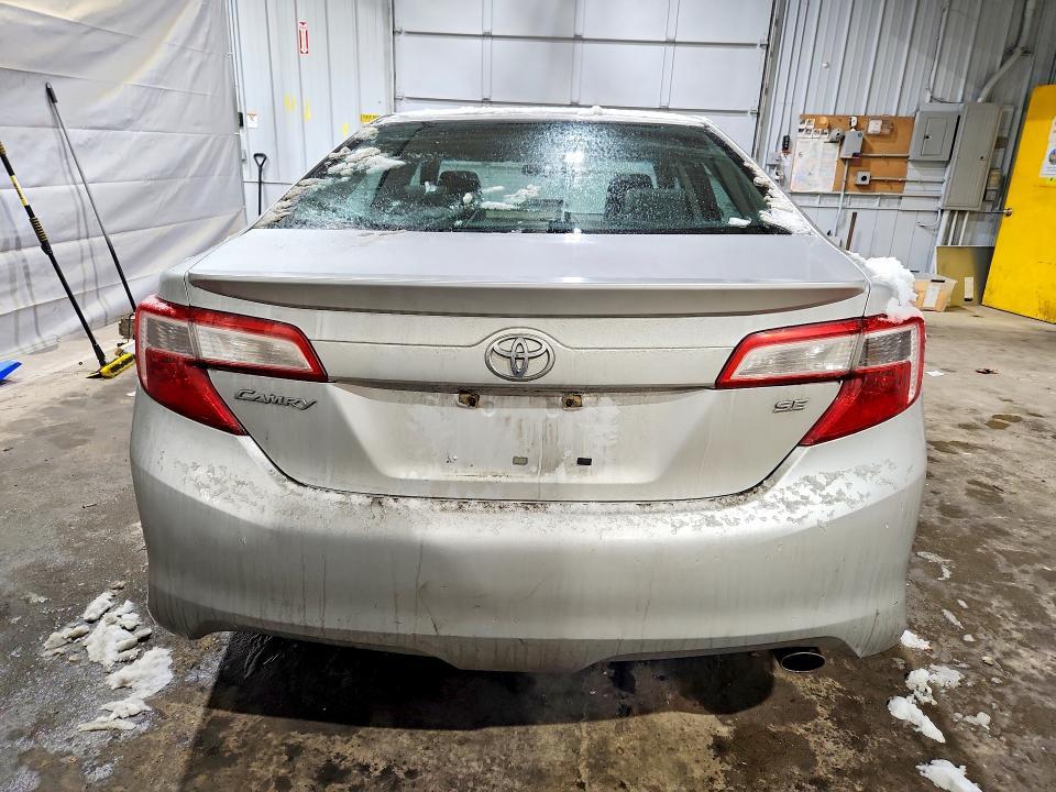2013 Toyota Camry se