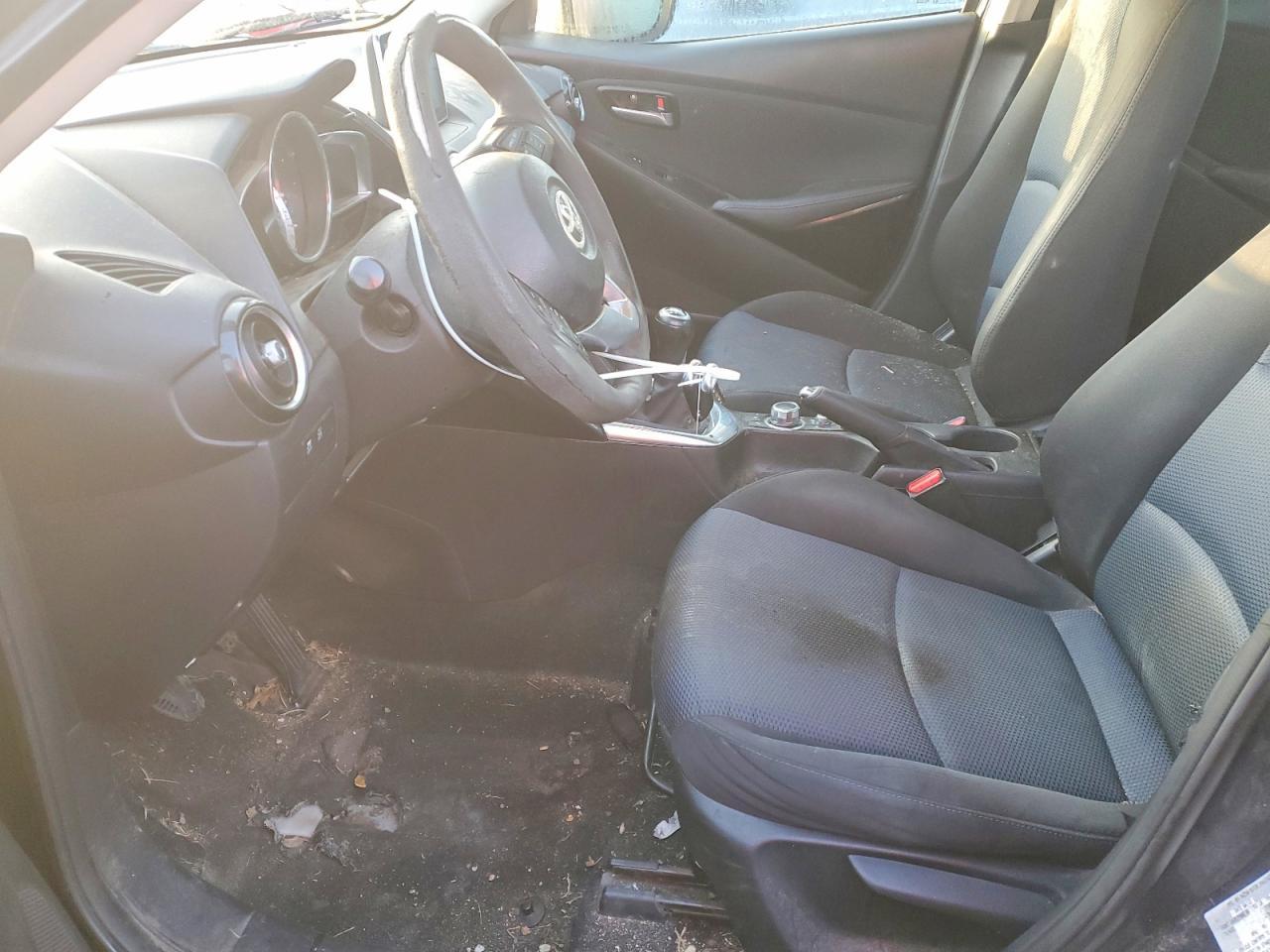 2017 Toyota Yaris ia