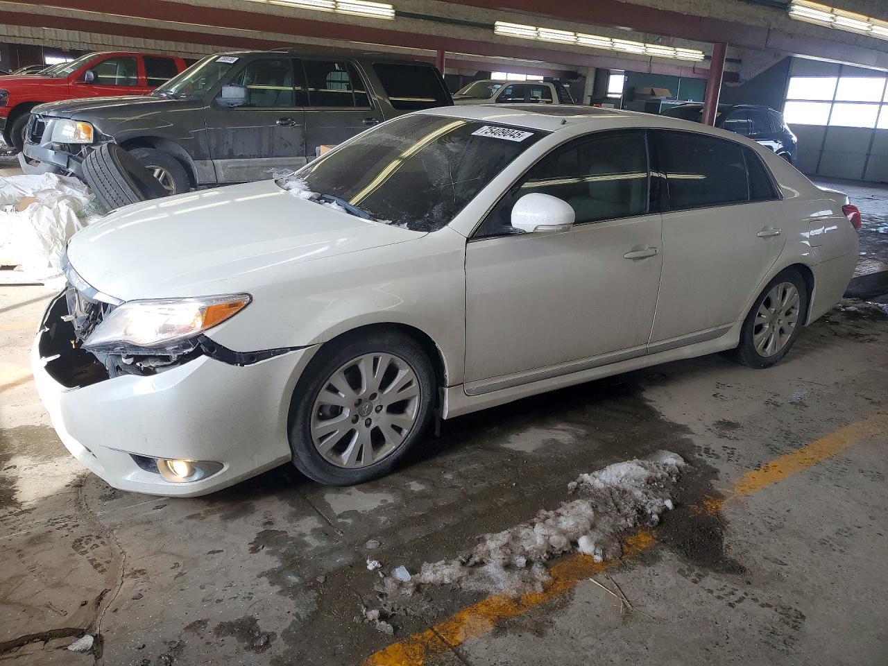 2011 Toyota Avalon Base