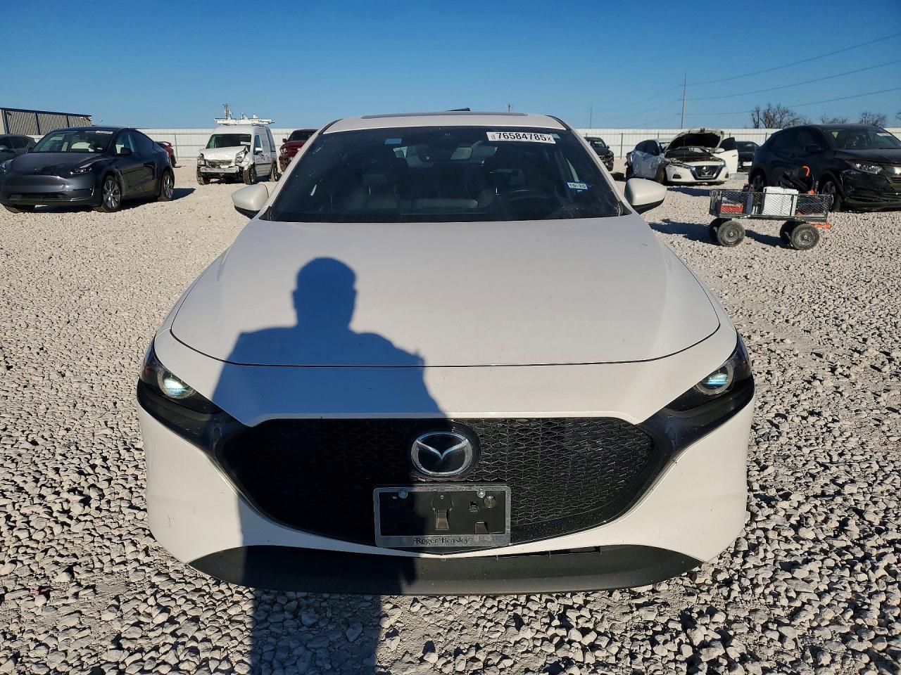 2023 Mazda 3 Premium