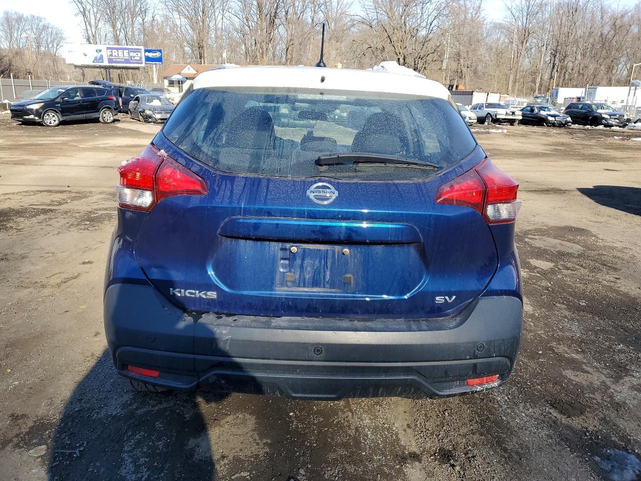 2018 Nissan Kicks s