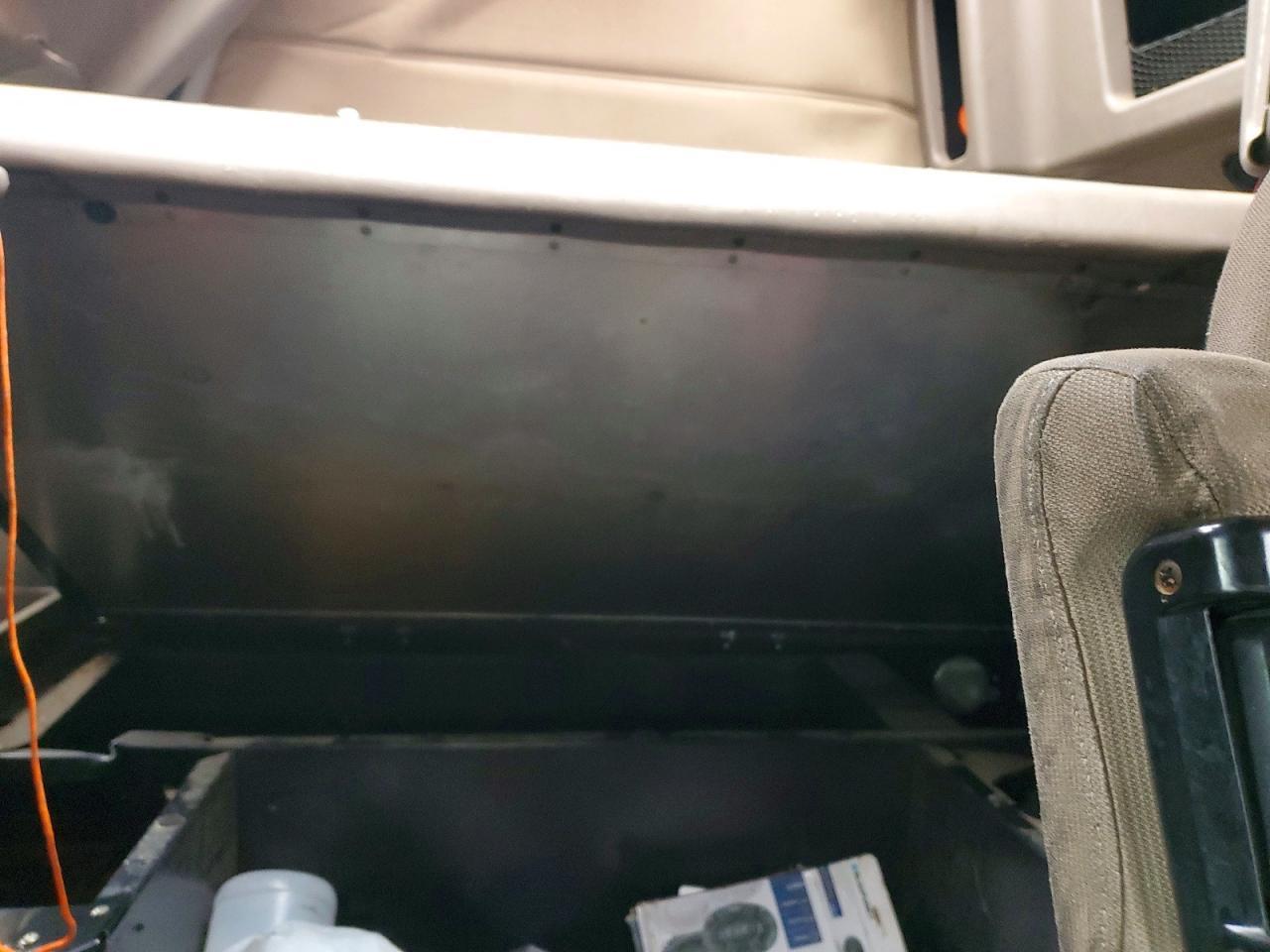 2006 Pntw 379-Semi Truck