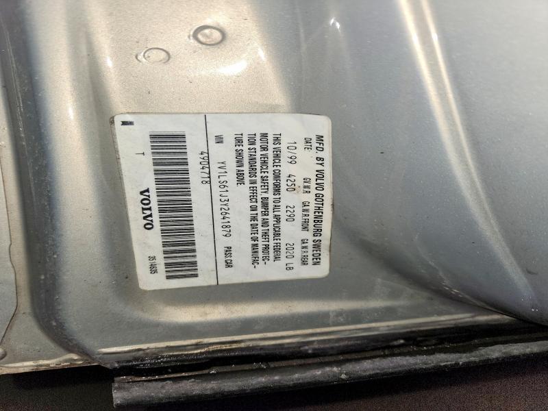 2000 Volvo S70 Base