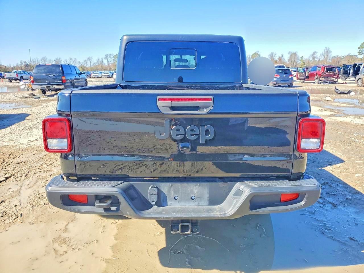 2022 Jeep Gladiator Sport