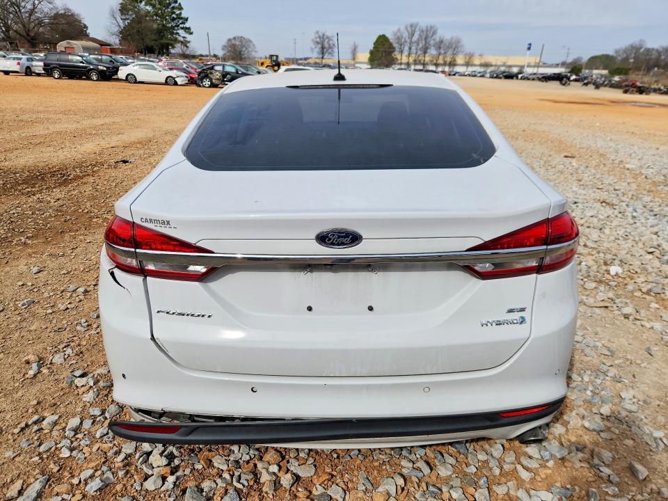 2018 Ford Fusion se Hybrid