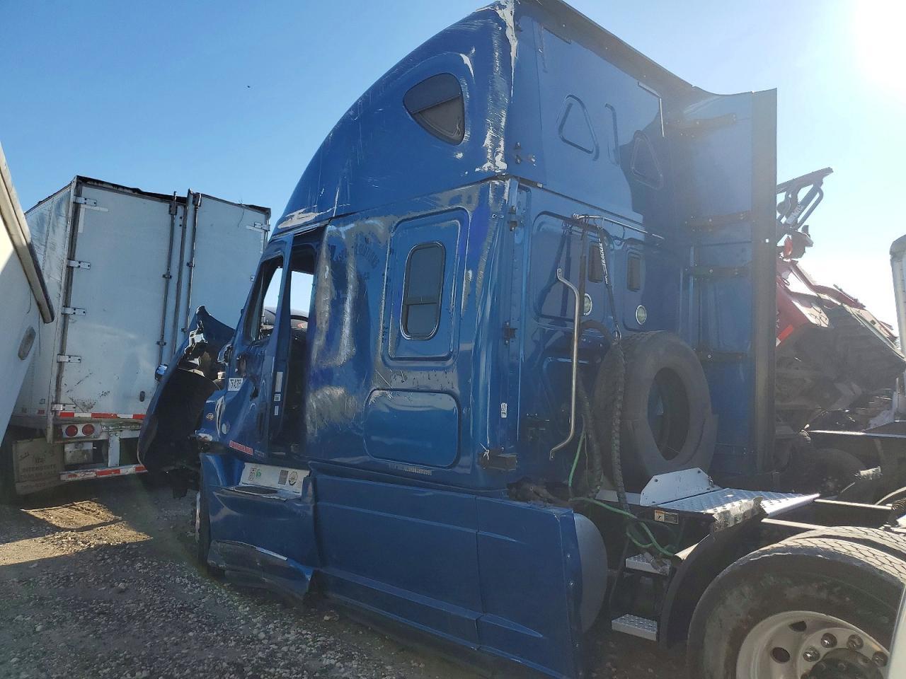 2017 Freightliner Cascadia 125 Semi Truck