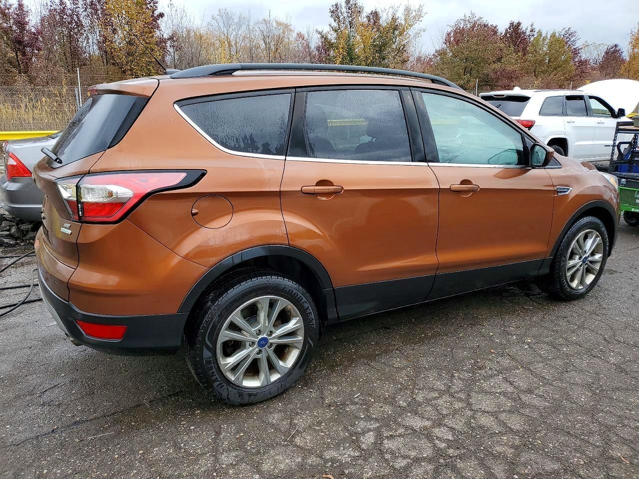 2017 Ford Escape se