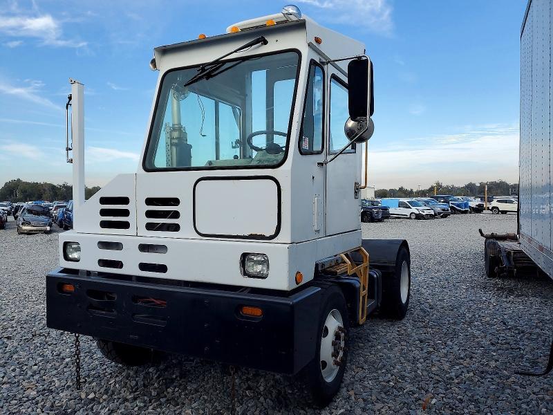 2011 Capacity TJ5000 Yard Truck