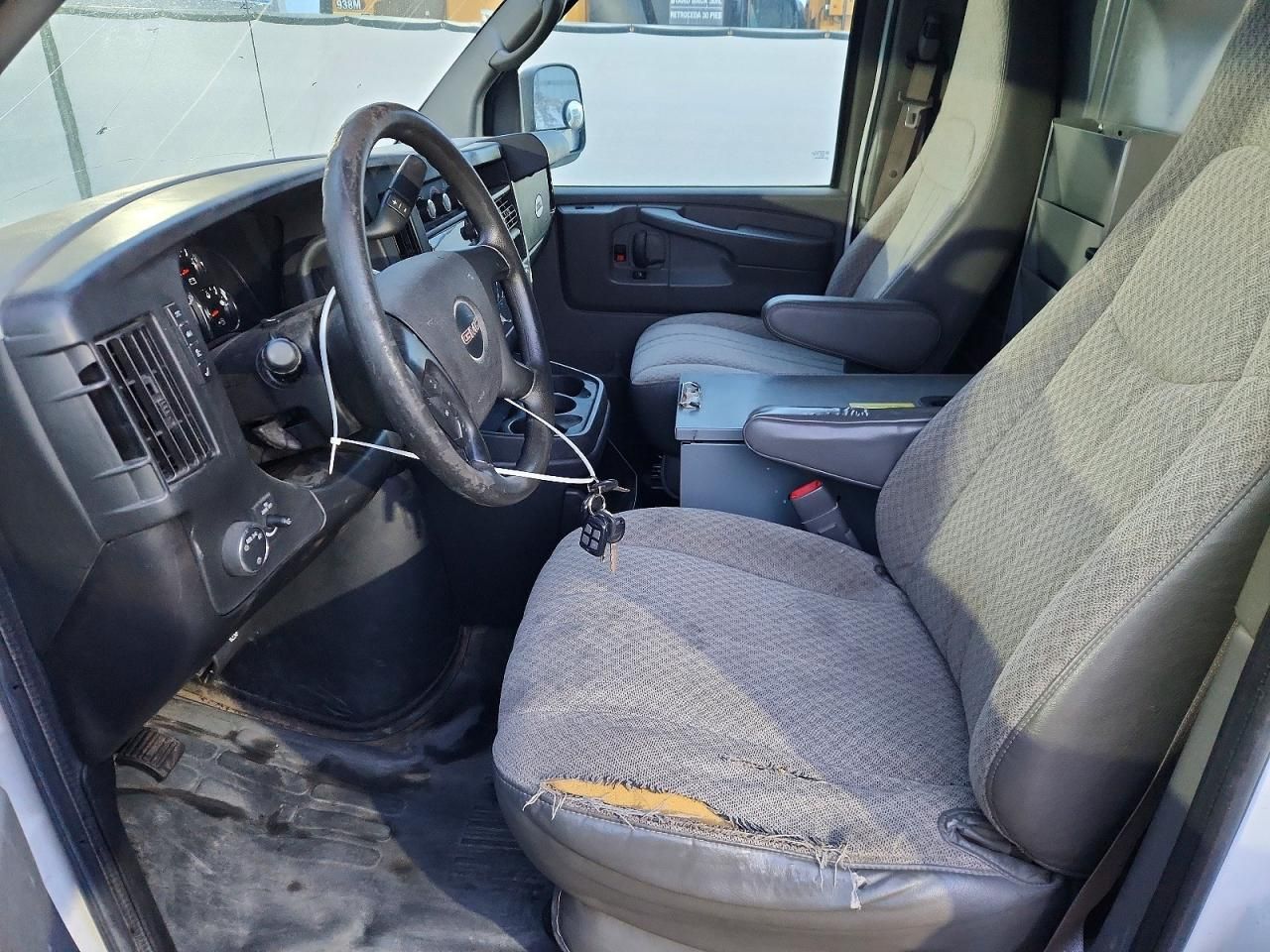 2013 GMC Savana G3500