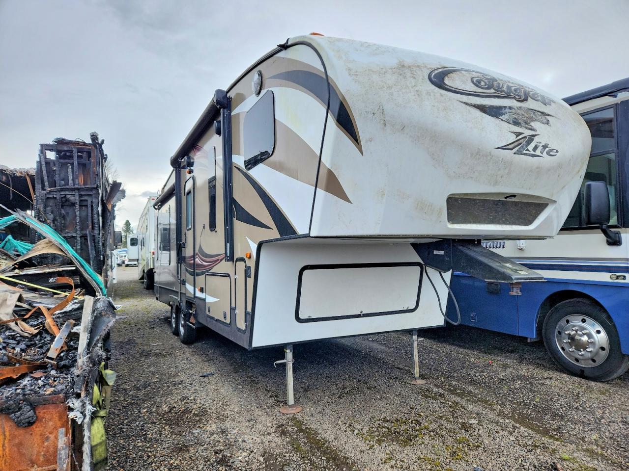 2015 Keystone Cougar Camper