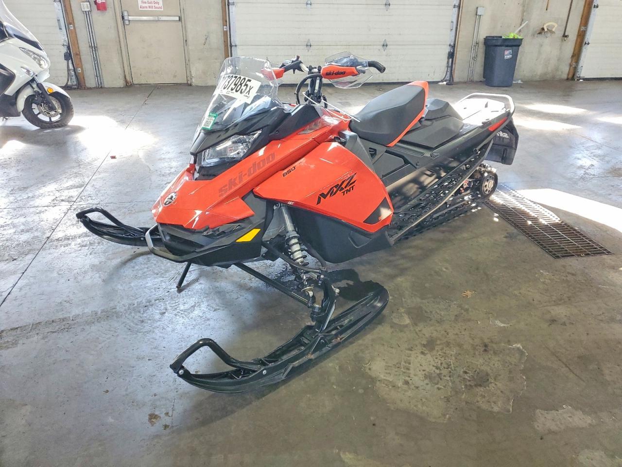 2021 Skidoo MXZ TNT