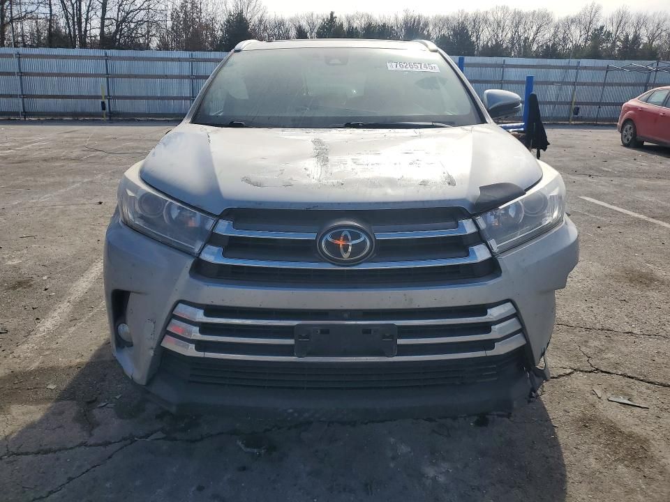 2017 Toyota Highlander Limited