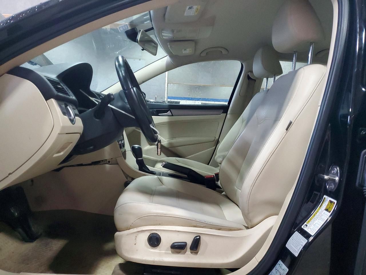 2015 Volkswagen Passat s