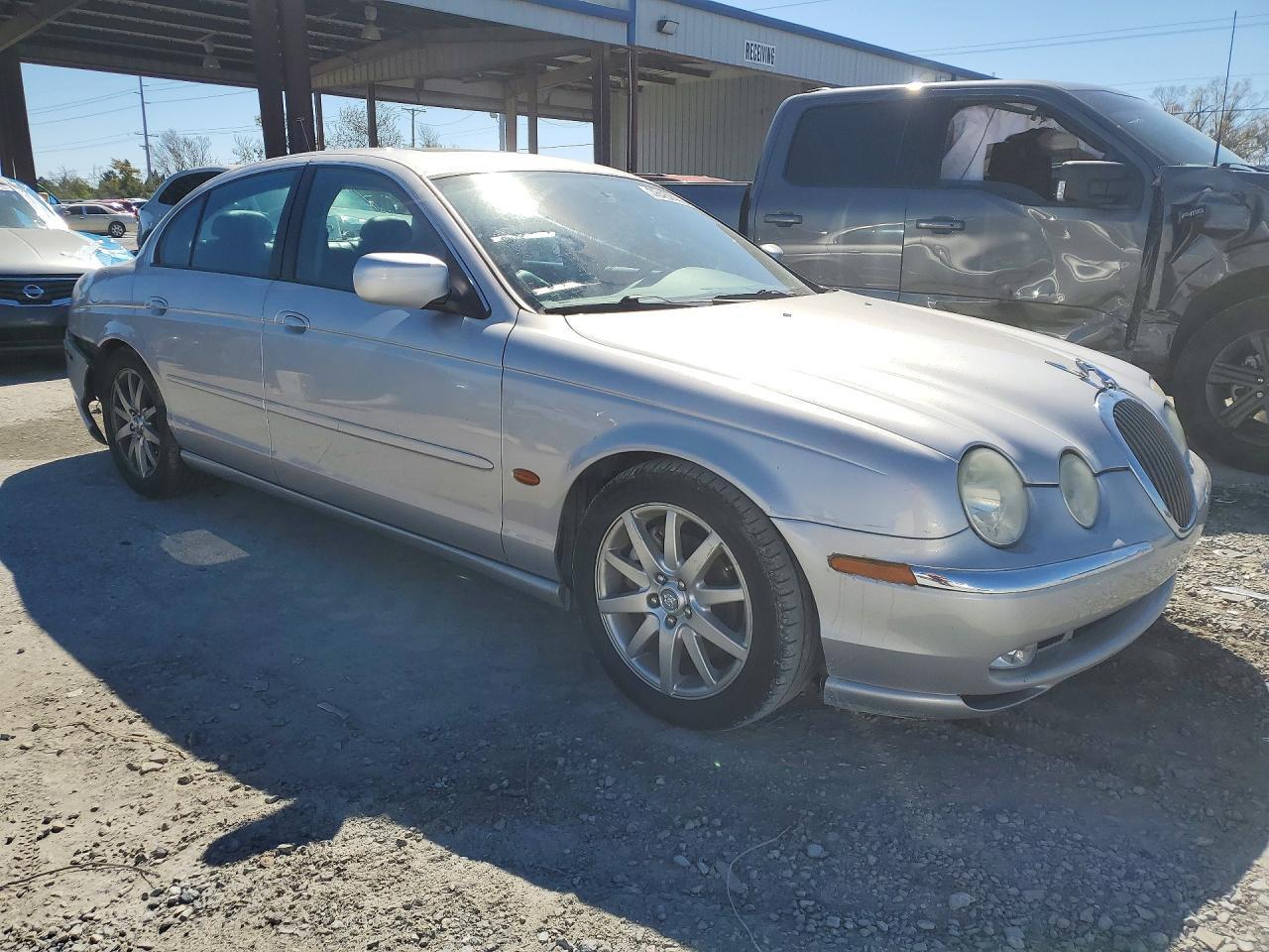 2000 Jaguar S-type