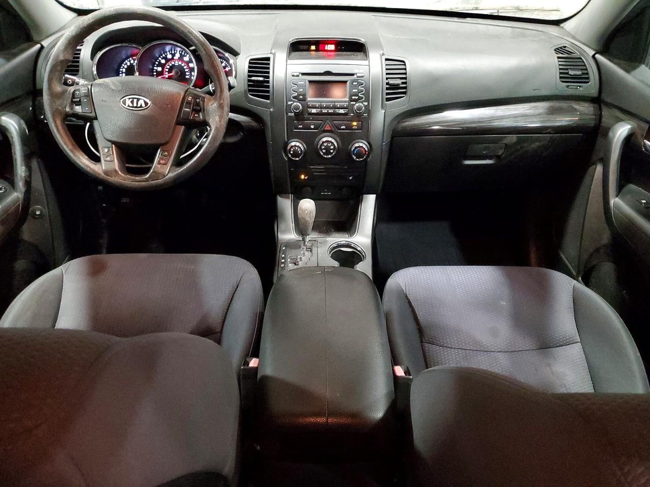 2011 KIA Sorento lx