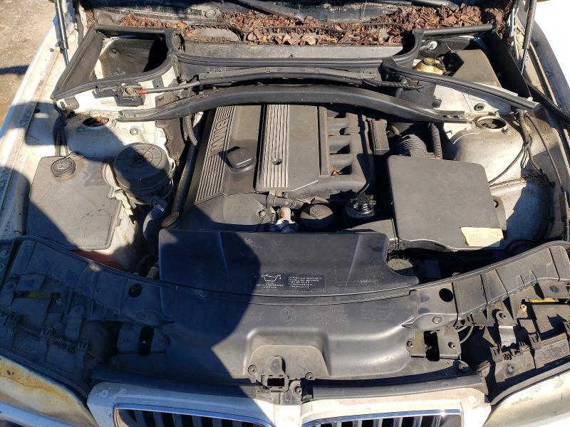 2004 BMW X3 2.5i