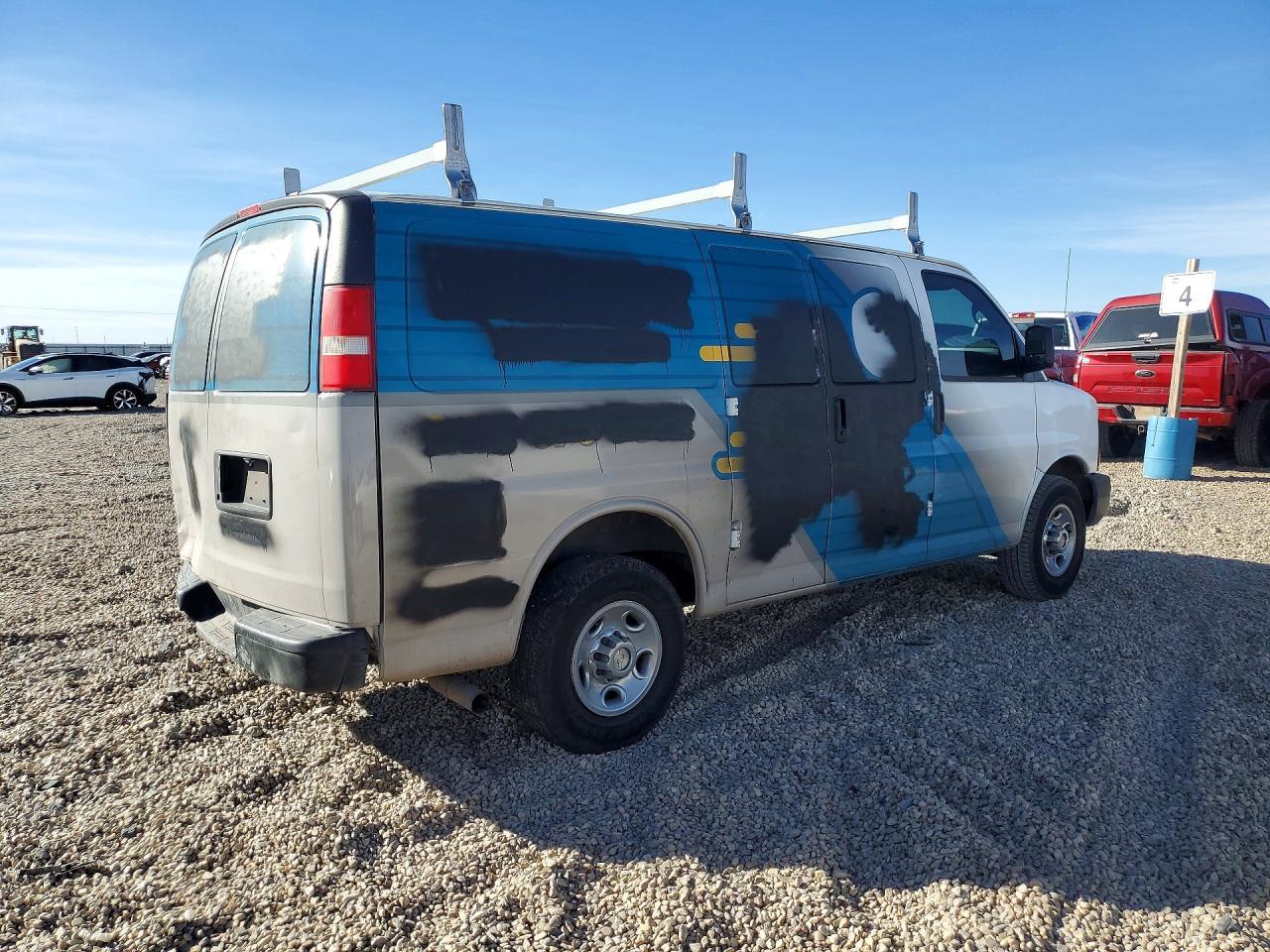 2012 Chevrolet 2012 Chev Express Cargo 1500 135